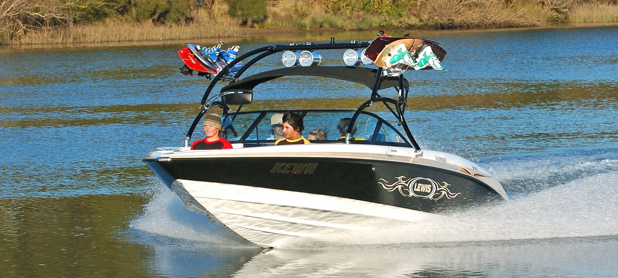 Lewis-Challenger-2280-Revolution-1